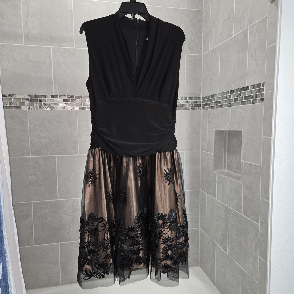 SLNY Black/Bronze Sequin Formal Midi Dress Plus Size 16